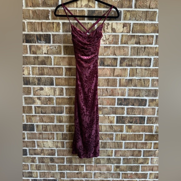 Cider Deep Red Floral Scarf - Picture 8 of 9